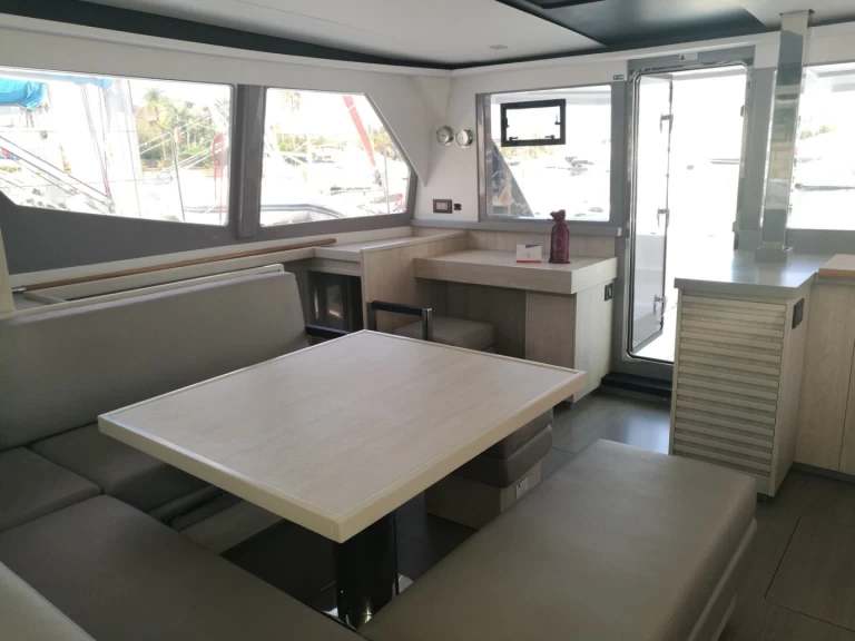 Noleggio Catamarano con o senza skipper Leopard Catamarans / Robertson & Caine a Cannigione