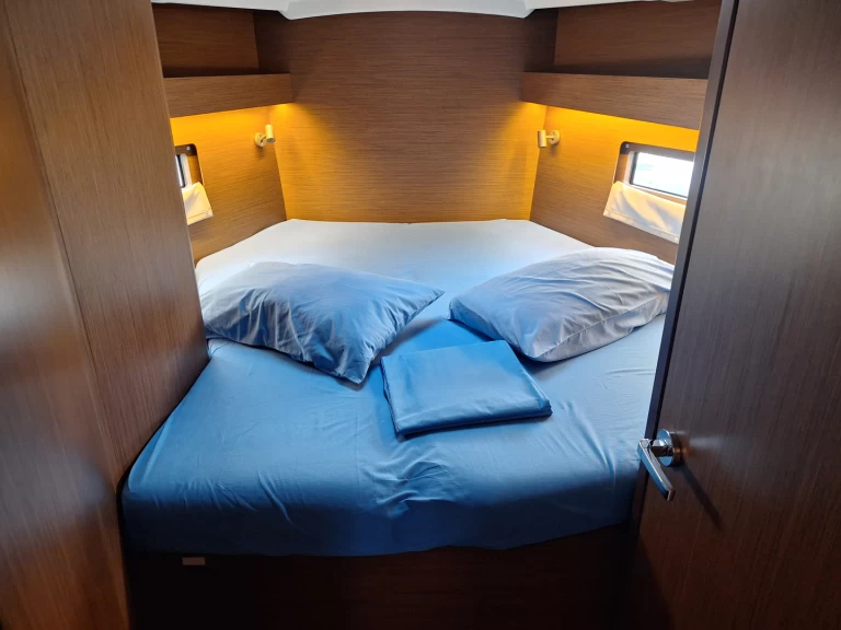 Noleggio Barca a vela a Procida – Bénéteau Oceanis 40.1