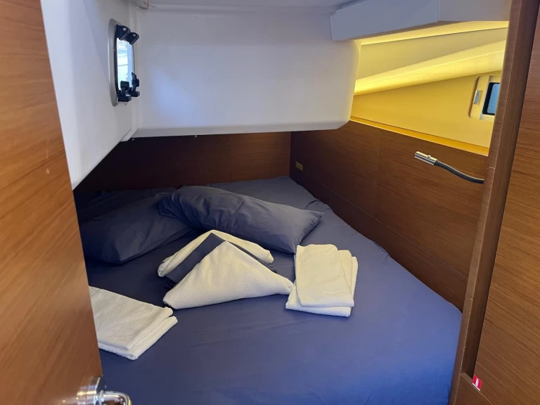 Noleggio Barca a vela a Cannigione – Jeanneau Sun Odyssey 440