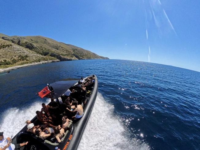 Noleggio Gommone con o senza skipper Olympia Boat  a Valona