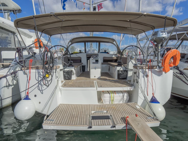 Noleggiare una Jeanneau Sun Odyssey 490 a Nydri