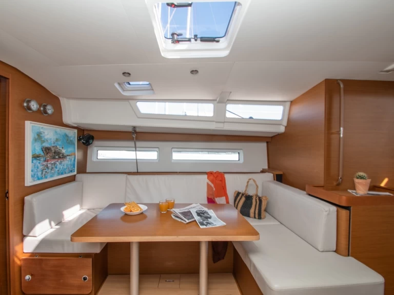 Barca a vela a noleggio a Zakynthos (Isola) al miglior prezzo