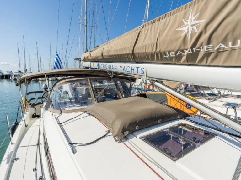 Noleggio barche Jeanneau Sun Odyssey 490 a Neo Klima su Samboat