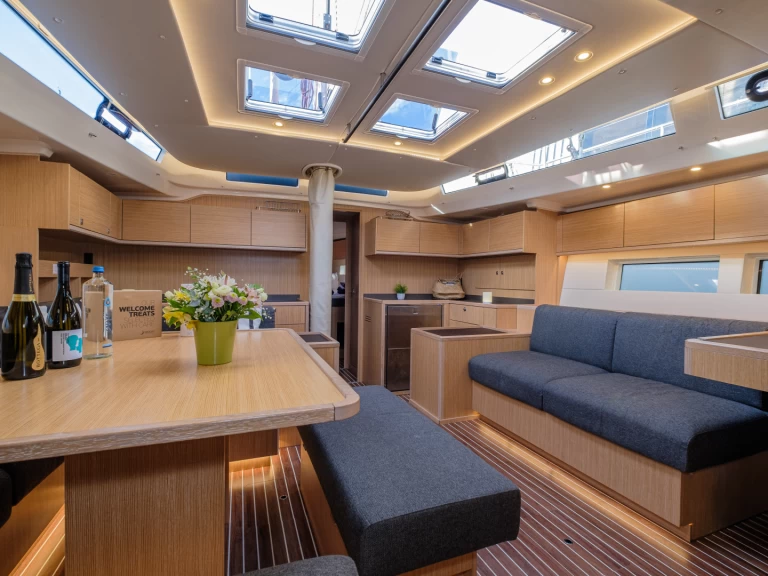 Noleggio Barca a vela con o senza skipper Bavaria a Lávrio