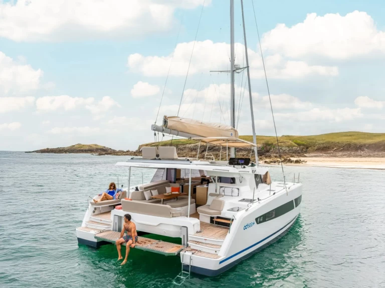 Noleggio Catamarano Fountaine Pajot con patente nautica