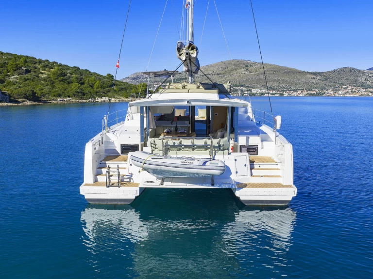 Bali Bali 4.4 da affittare a  Seget Donji