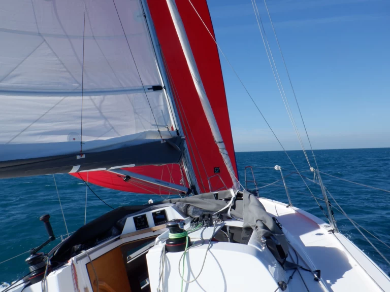 Noleggio barche Elan E3 a Porto Antico di Genova su Samboat