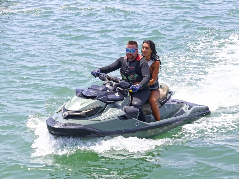 Noleggio a Portimão – Sea-Doo GTX  su SamBoat