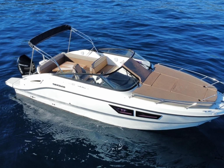 Noleggio Barca a motore a Tribunj – Quicksilver Activ 805 Cruiser