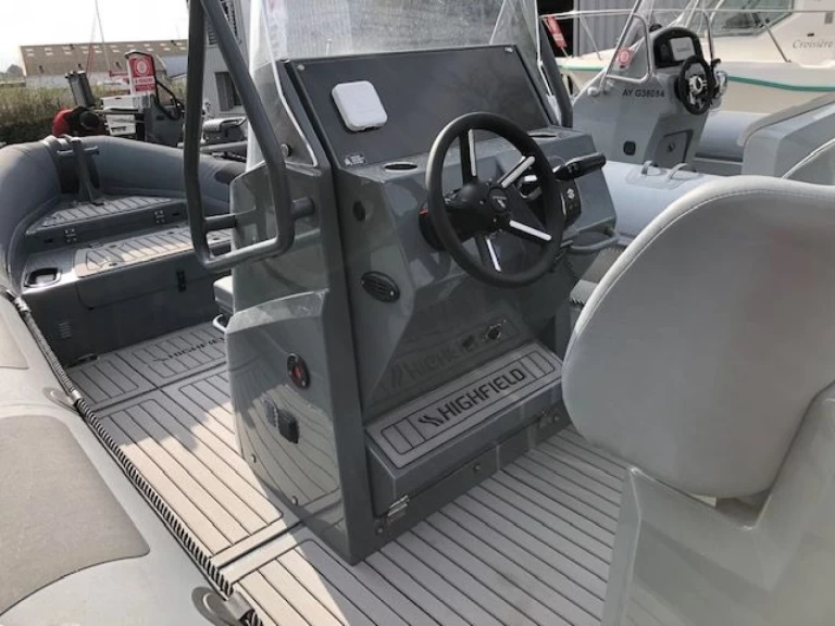 Noleggiare una Highfield Patrol 660 a Port-Haliguen