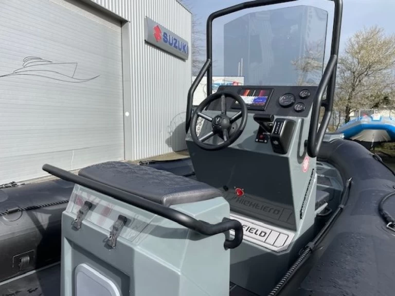 Noleggiare una Highfield HIGHFIELD 54 PATROL COASTER a Port-Haliguen