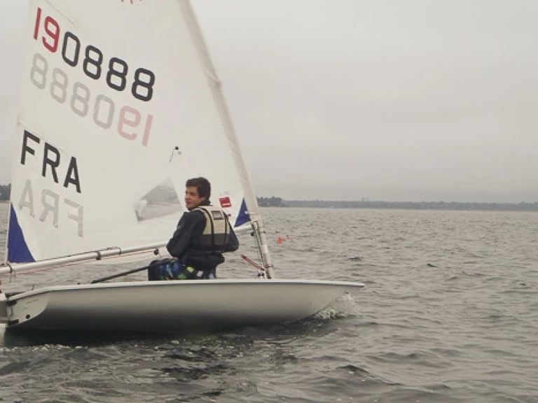 Noleggio a Carnac – LASER PERFORMANCE Laser Solo su SamBoat