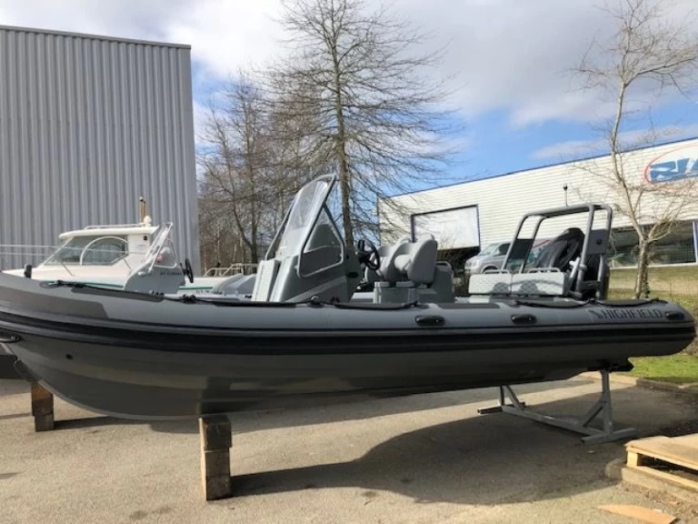 Noleggio Gommone con o senza skipper Highfield a Port-Haliguen