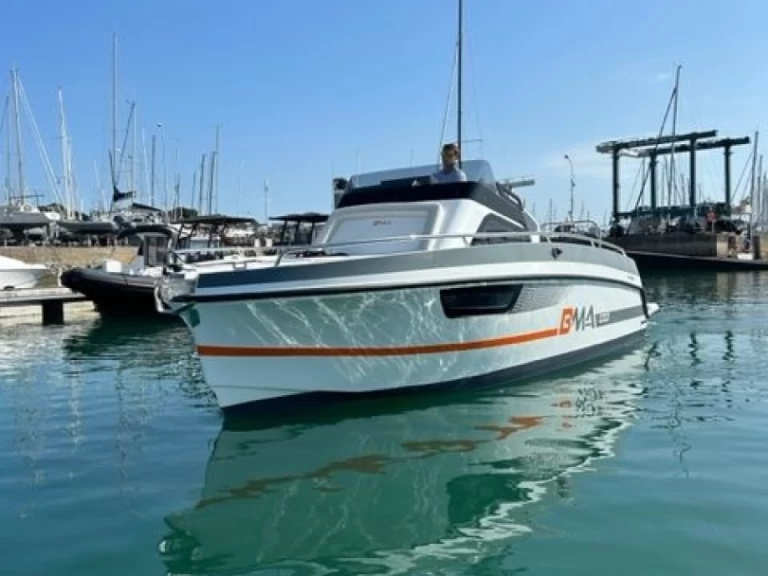 Noleggiare una BMA BOATS BMA X233 a La Trinité-sur-Mer