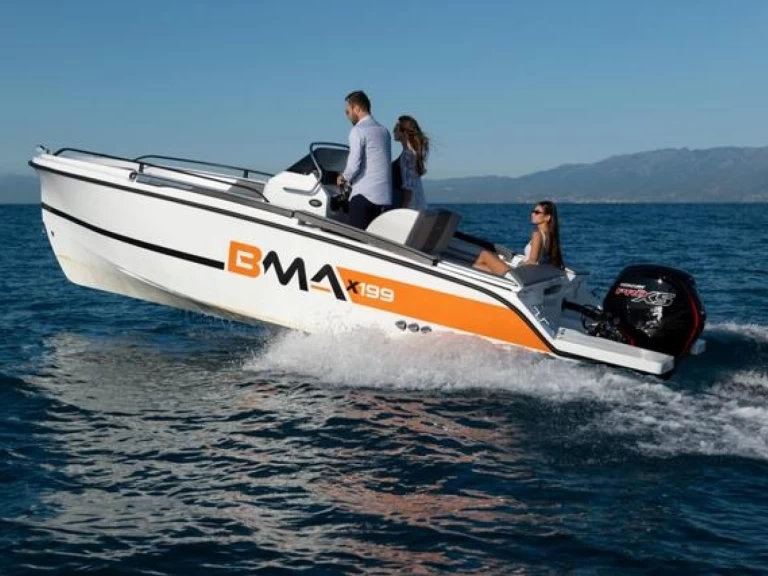 Noleggiare una BMA BMA X199 a La Trinité-sur-Mer