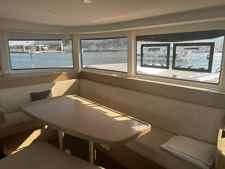 Noleggio Catamarano a Lefkáda – Lagoon Lagoon 42