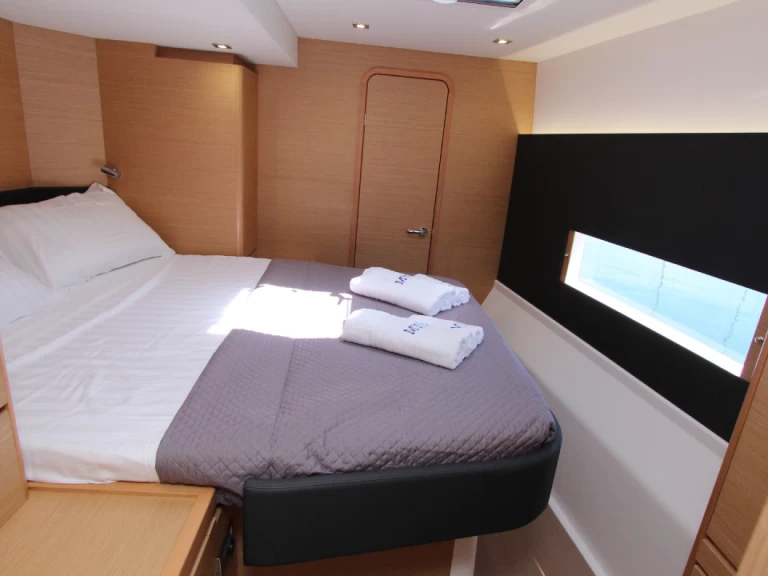 Catamarano a noleggio a Salerno al miglior prezzo