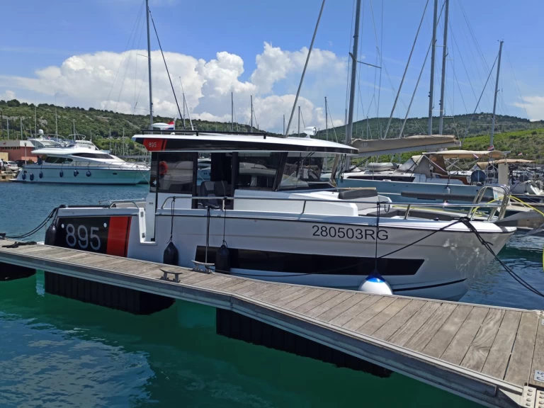 Noleggio a Punat – Jeanneau Merry Fisher 895 Sport Offshore su SamBoat