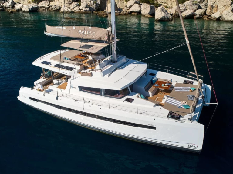 Noleggio Catamarano con o senza skipper Bali a Golfo Aranci