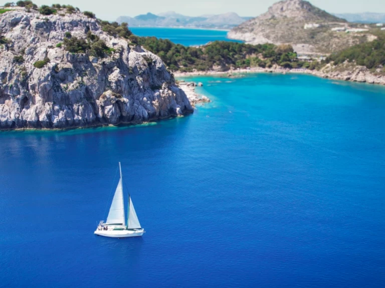 Noleggio Barca a vela Bénéteau con patente nautica