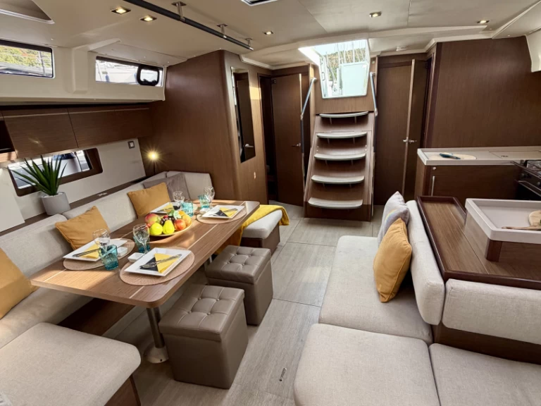 Noleggio Barca a vela con o senza skipper Bénéteau a Primošten