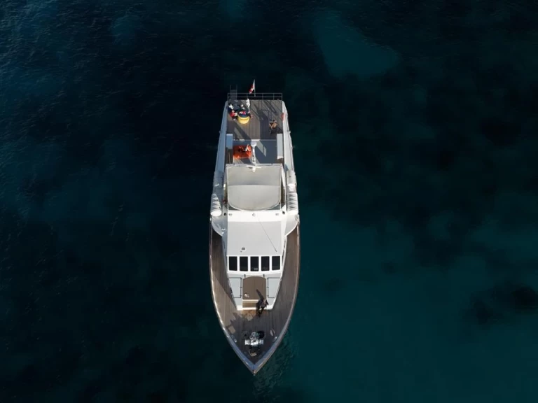 Noleggiare una Pathfinder 29 a Sliema