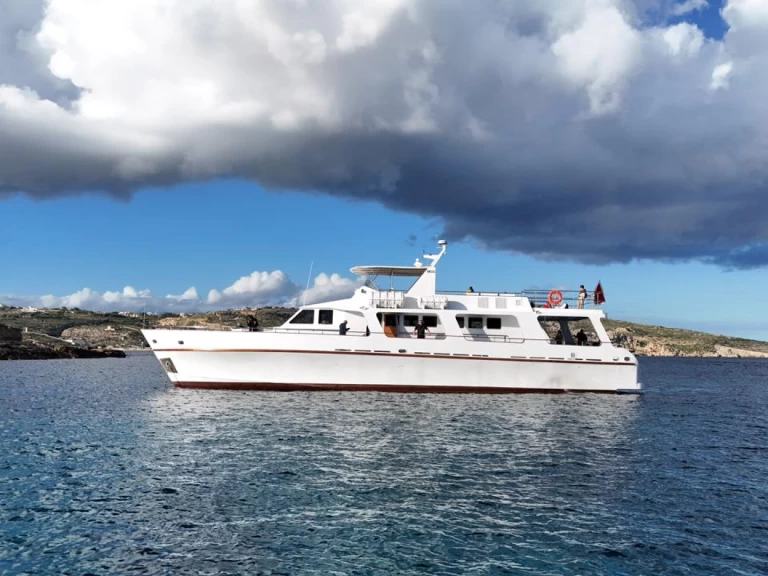 Noleggio Barca a motore Pathfinder con patente nautica