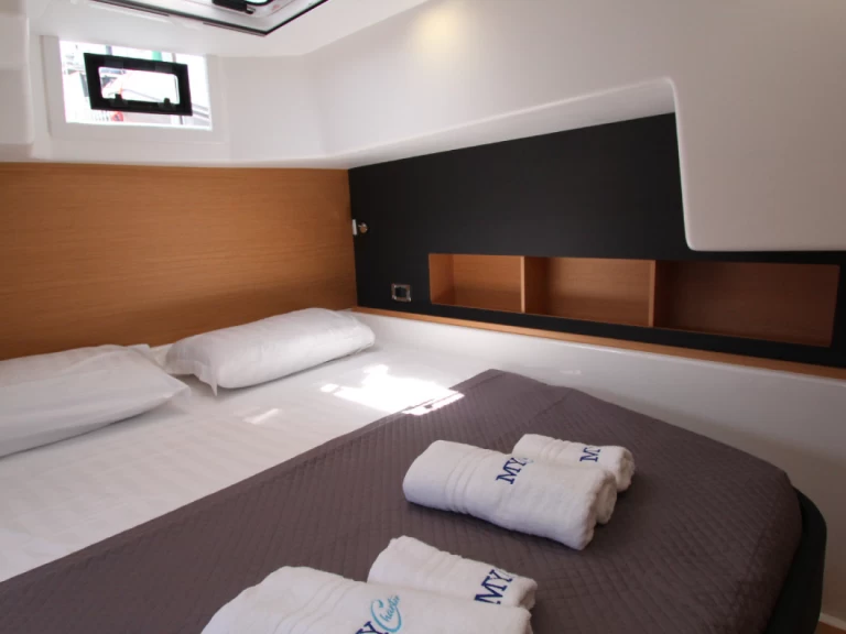 Noleggio a Salerno – Dufour Dufour Catamarans 48 Sail su SamBoat