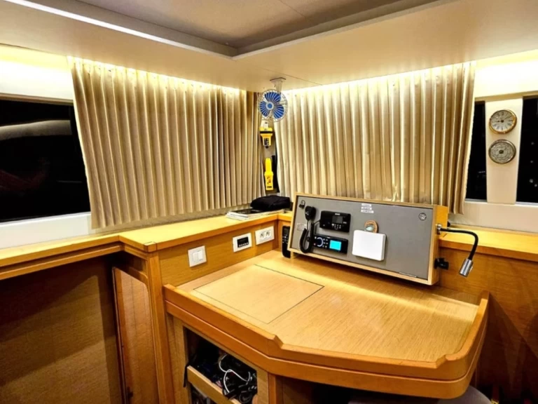 Noleggio barche Lefkáda economico Lagoon 450 F