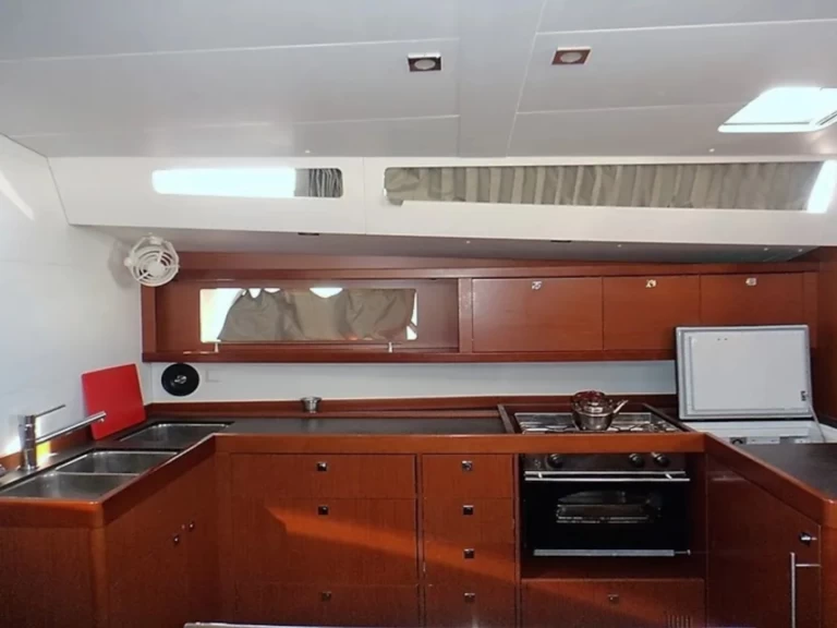 Barca a vela a noleggio a Skiathos al miglior prezzo