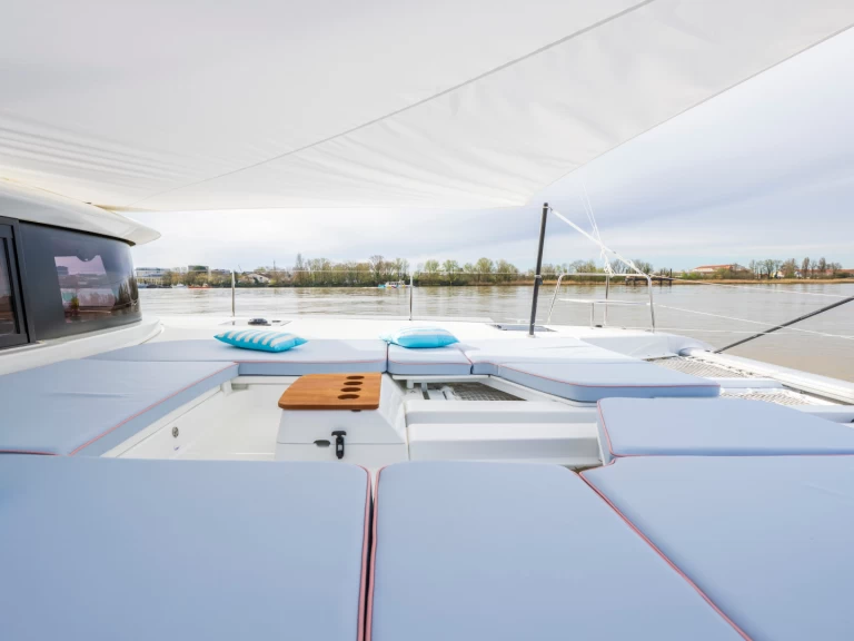 Noleggio barche Lagoon Lagoon 46 Owner's Version (LUXURY Equipped, SKIPPERED only) a Álimos su Samboat