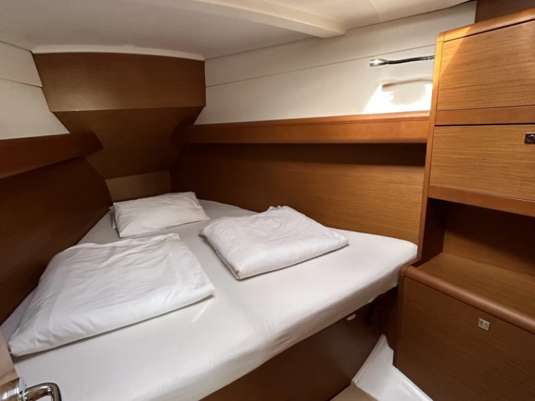 Noleggio Barca a vela con o senza skipper Jeanneau a Drage