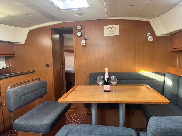 Bavaria Cruiser 45 da affittare a  Sukošan