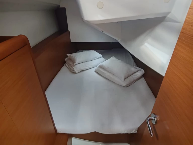 Noleggio Barca a vela con o senza skipper Jeanneau a Drage