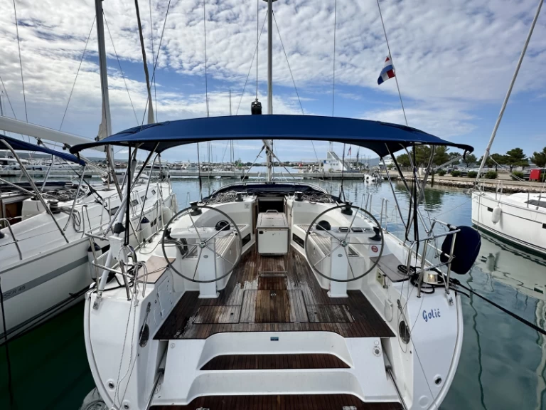 Bavaria Cruiser 45 da affittare a  Sukošan