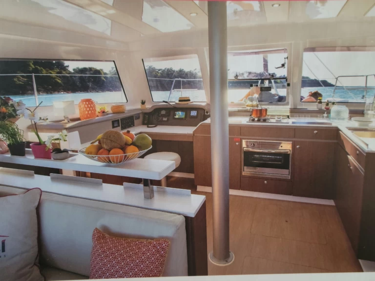 Noleggio Catamarano Bali con patente nautica