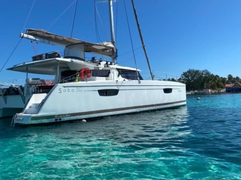 Noleggio Catamarano con o senza skipper Fountaine Pajot a Belize City