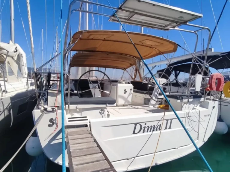 Barca a vela a noleggio a Lefkáda al miglior prezzo