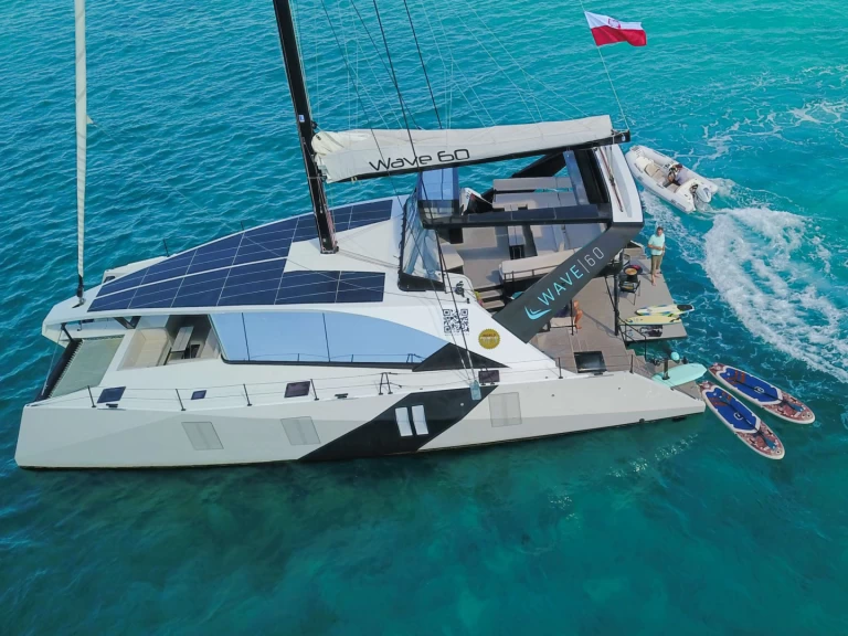 Wave Catamarans Summer da affittare a  Paradise Island