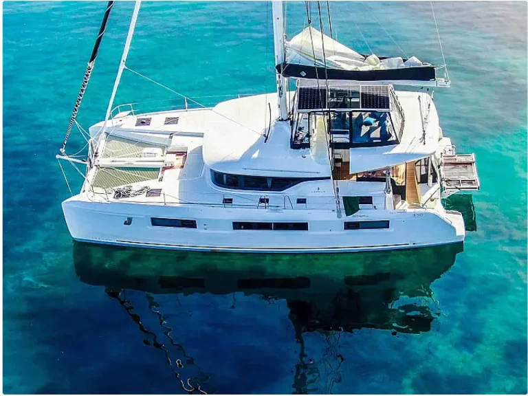 Noleggio a Álimos – Lagoon Lagoon 50 su SamBoat