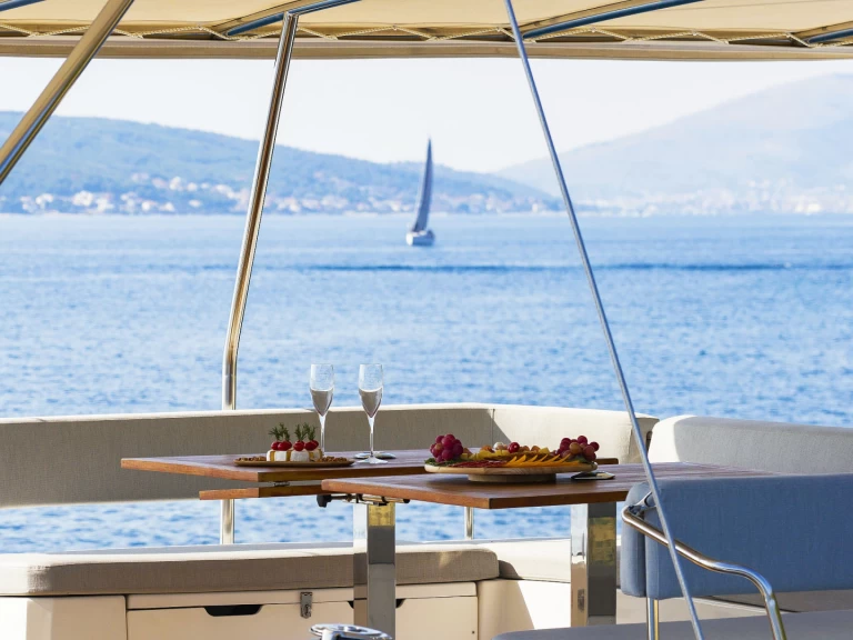 Noleggio Catamarano a Castelli – Bali Bali 5.4