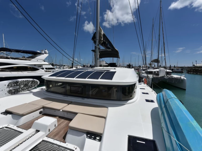 Leopard Catamarans / Robertson & Caine Leopard 46 - 4 cab. da affittare a  Airlie Beach