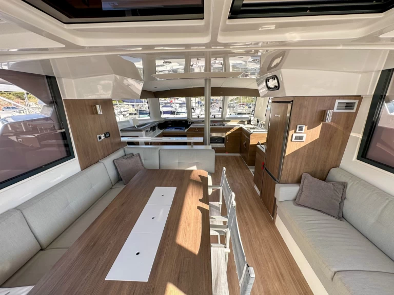 Noleggio Catamarano Bali con patente nautica