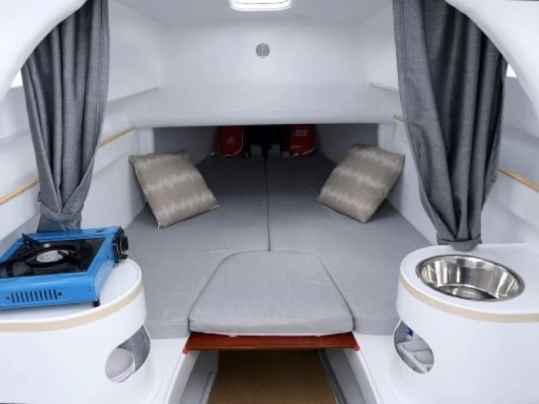 Noleggiare una ASTUS BOATS ASTUS 22.5 a La Trinité-sur-Mer