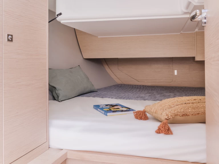 Noleggio barche Dufour Dufour 37 a Bossoglina su Samboat