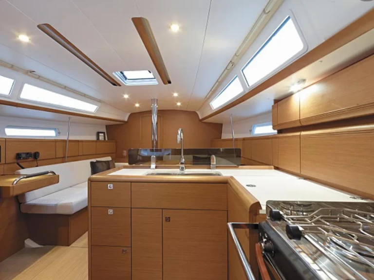 Noleggio Barca a vela con o senza skipper Jeanneau a Lefkáda