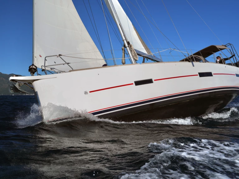 Noleggiare una Dufour Dufour 460 Grand Large a Rodi (Citta)