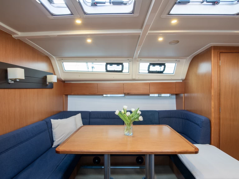 Noleggio a Lávrio – Bavaria Cruiser 51 su SamBoat