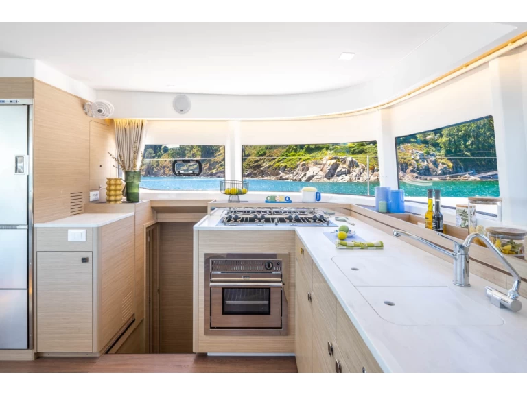 Noleggio a San Miguel De Abona – Lagoon Lagoon 43 su SamBoat