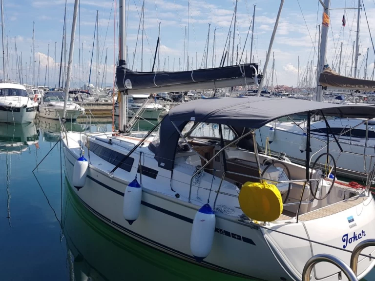 Noleggio Barca a vela a Isola – Bavaria Cruiser 34